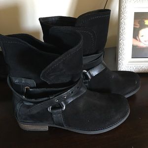 Eric Michael boots size 10